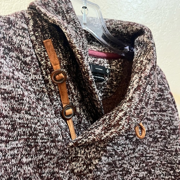 Le 31 Par Simons V Neck Turtleneck Sweater Men’s Size M 100% Polyester Maroon - Picture 13 of 16